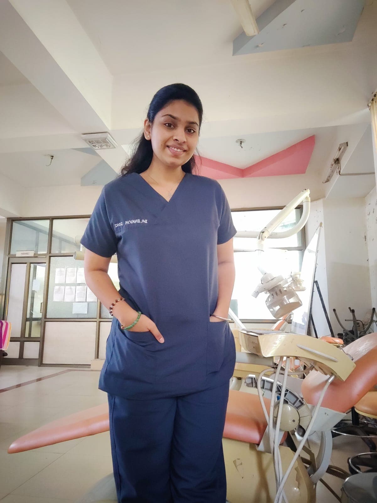 Dr. Bhavya Prameshbhai Soni, Conservative Dentist & Endodontist